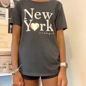An Old Navy tee